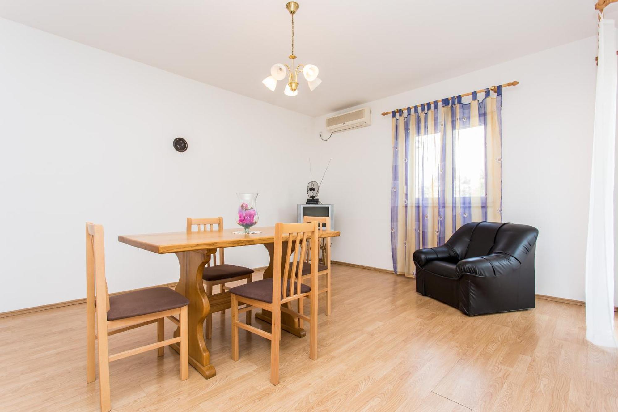 Apartman Justinic Silo  Phòng bức ảnh
